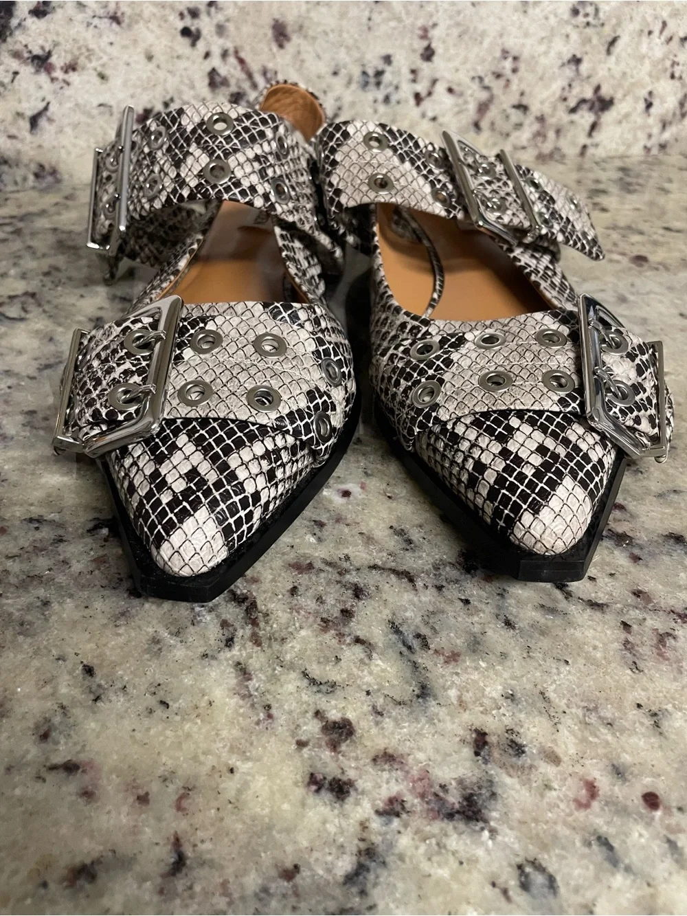 Steve Madden Graya Snakeskin Buckle Slingback Flats point toe woman 9.5